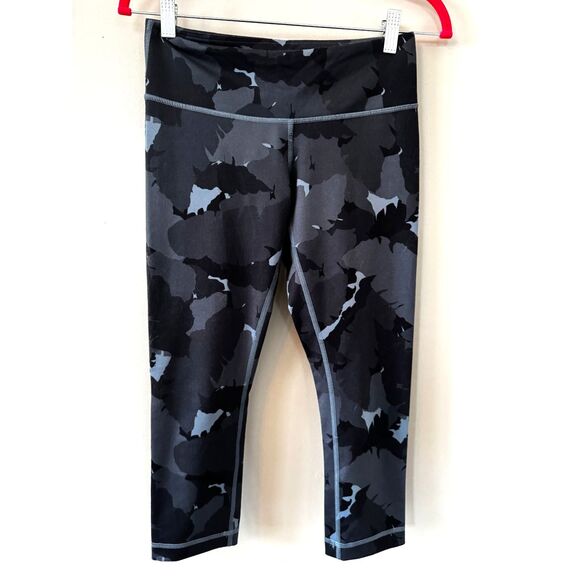 Lululemon Blue Grey Camo Cropped Leggings High Rise Activewear - Picture 3 of 4